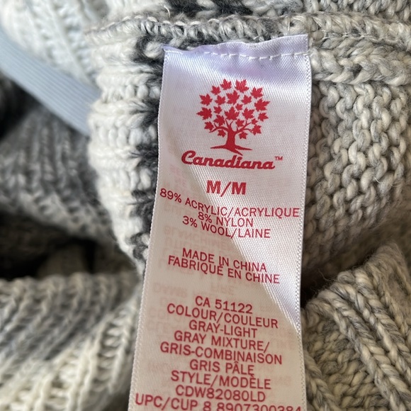 Canadiana grey wool zip up jacket in size medium - Picture 5 of 5